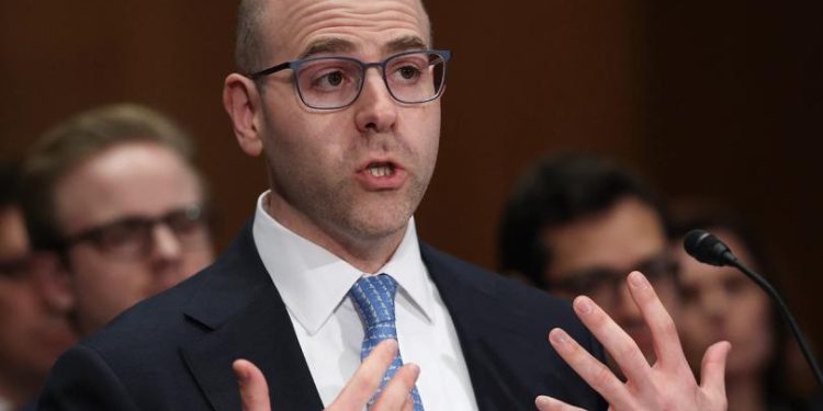 U.S. Fed’s Miran Says Policy Needs to Adjust to Stablecoin Boom That Could Reach $3T