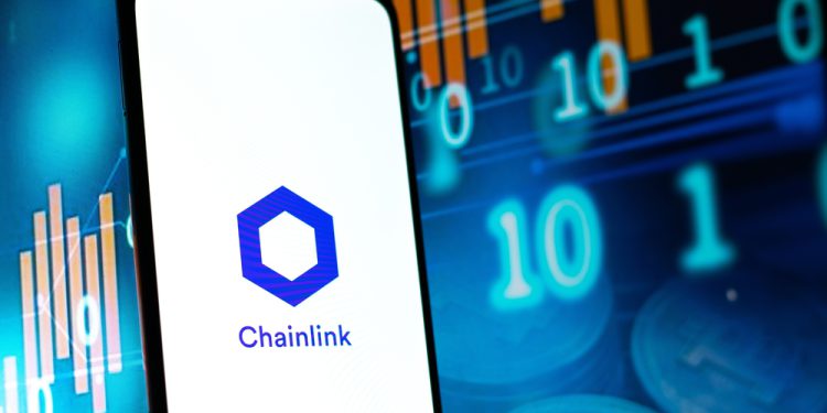 Chainlink (LINK) rebounds 3.6% as Stellar integration broadens RWA reach