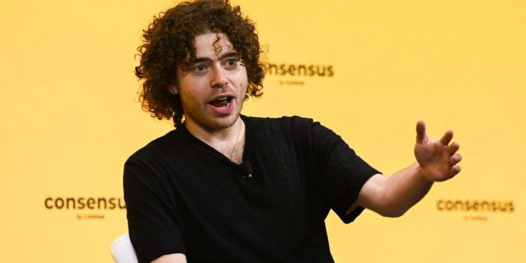 Shayne Coplan Speaks at Cantor Conference