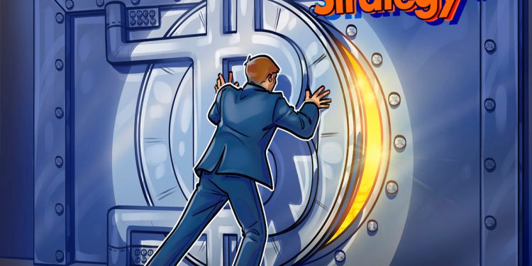 Bitwise CIO Says Strategy Forced Bitcoin Sale Unlikely