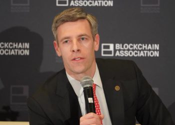 U.S. Regulator Pushes Back on Banks Fighting Crypto’s Pursuit of Trust Charters