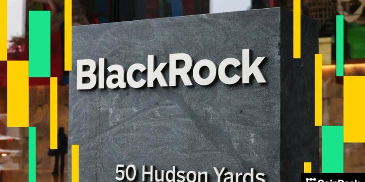 Faces Record Outflow Run as BTC Struggles to Reclaim Bull Trend