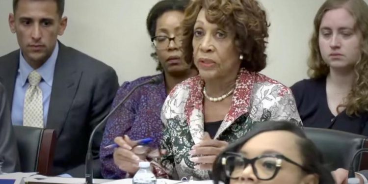 As Democrats gain in odds to take U.S. House, Waters bashes SEC chair on crypto