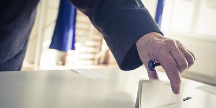 Aave community splits over control of protocol’s brand assets