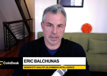 Bitcoin ETFs barely flinch as BTC slides 40%, Bloomberg’s Eric Balchunas says